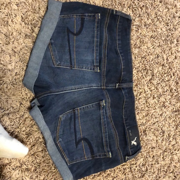 Women’s American Eagle Jean shorts - Picture 2 of 2
